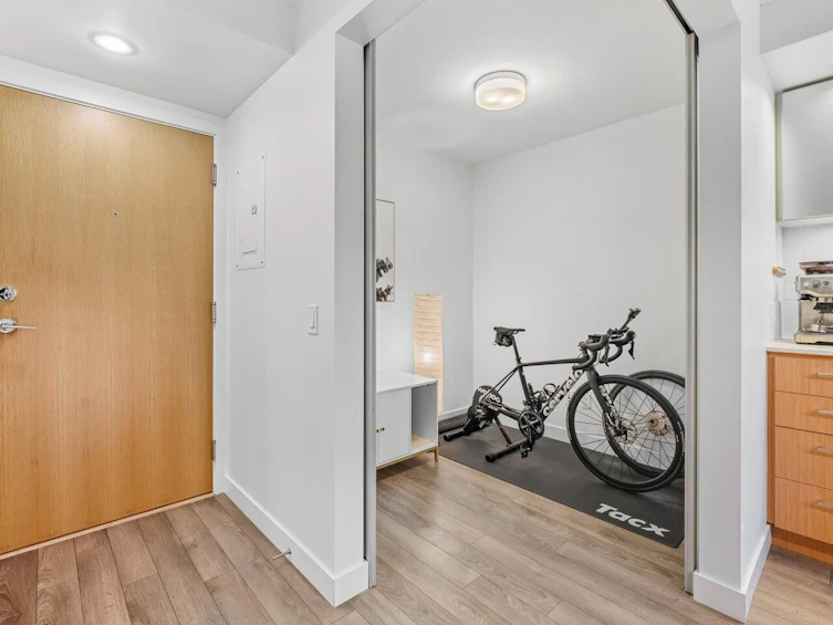 208-221 E 3rd Street, North Vancouver, BC, V7L 0C1 - 20