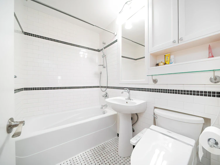 6516 Portland Street, Burnaby, BC, V5E 1A2 - 33