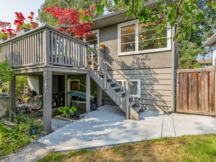 415 W 26th Street, North Vancouver, BC, V7N 2G9 - 27