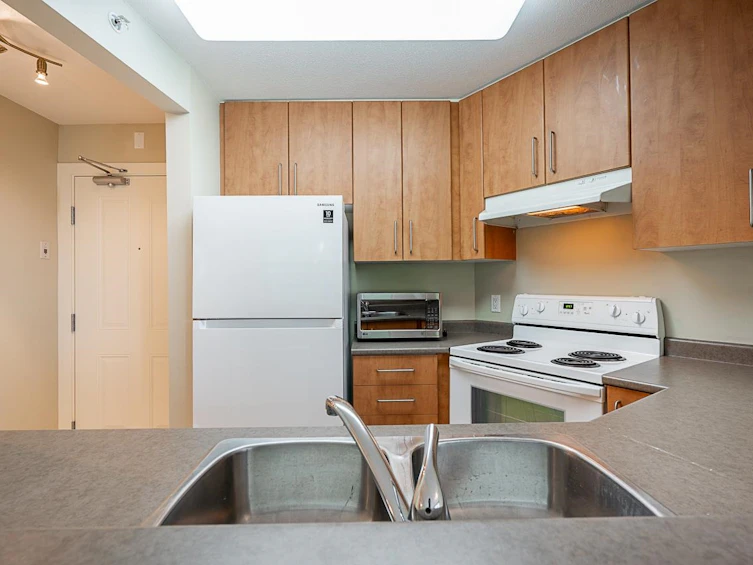 309-5380 Oben Street, Vancouver, BC, V5R 6H7 - 14