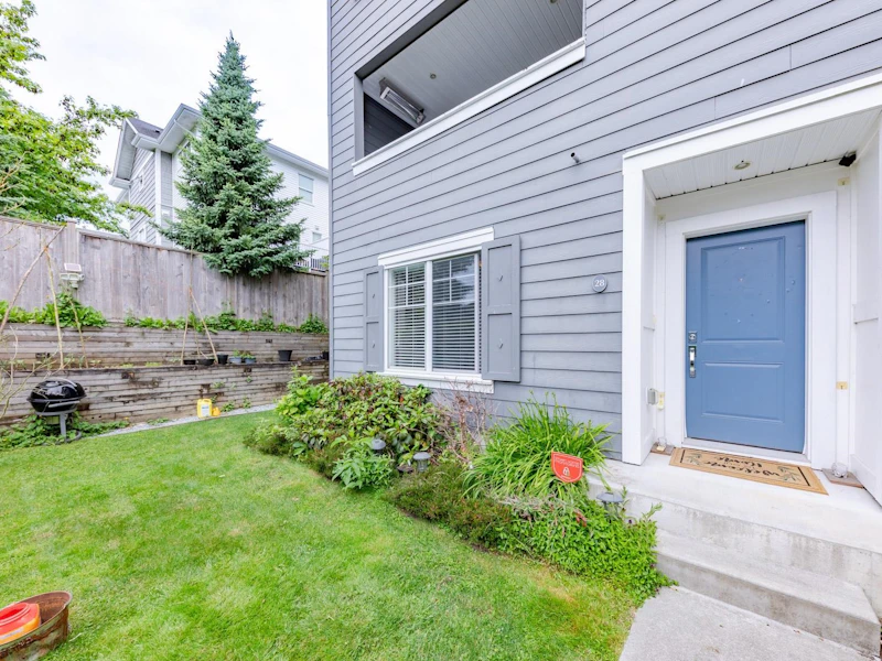 28 - 16337 15th Avenue, Surrey BC