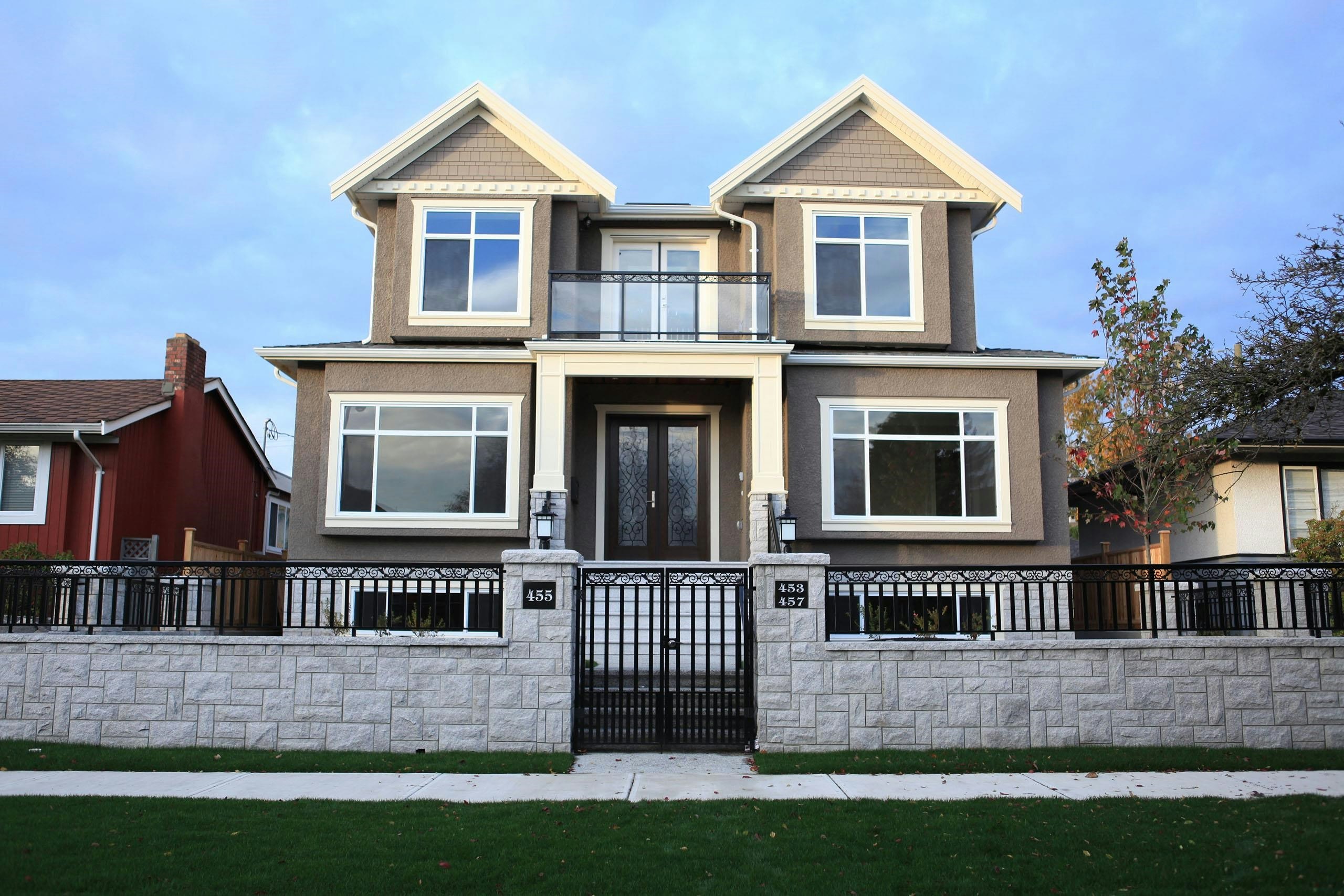 455 W 38th Avenue, Vancouver, BC, V5Y 2N7
