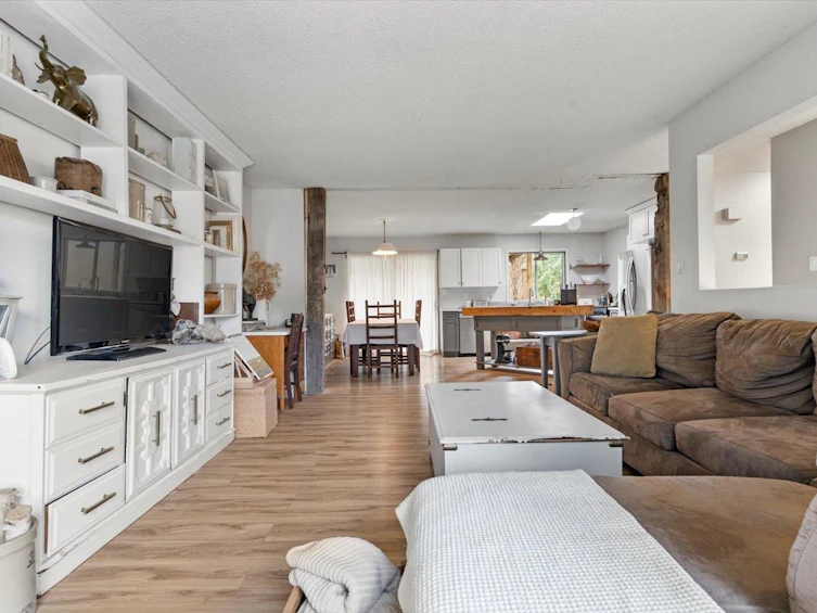 21331 Mallard Drive, Hope, BC, V0X 1L1 - 5