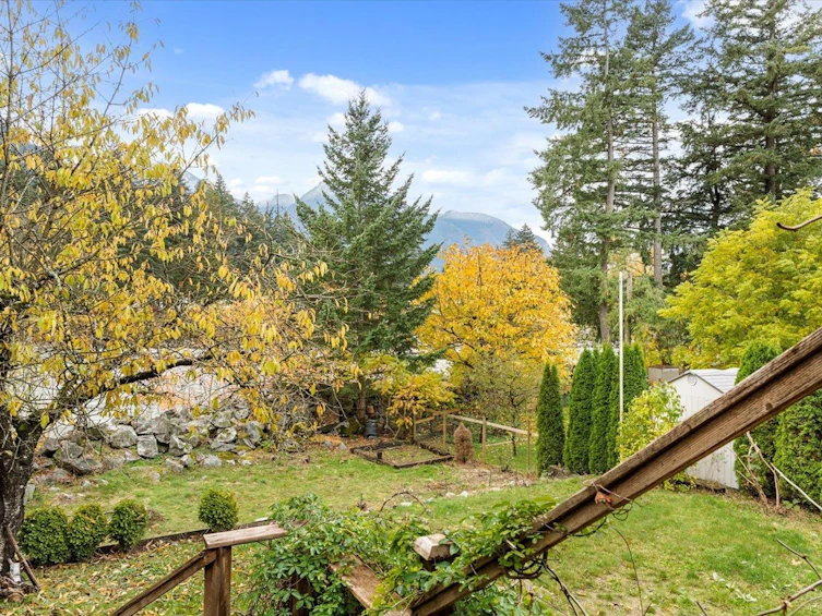 21331 Mallard Drive, Hope, BC, V0X 1L1 - 33