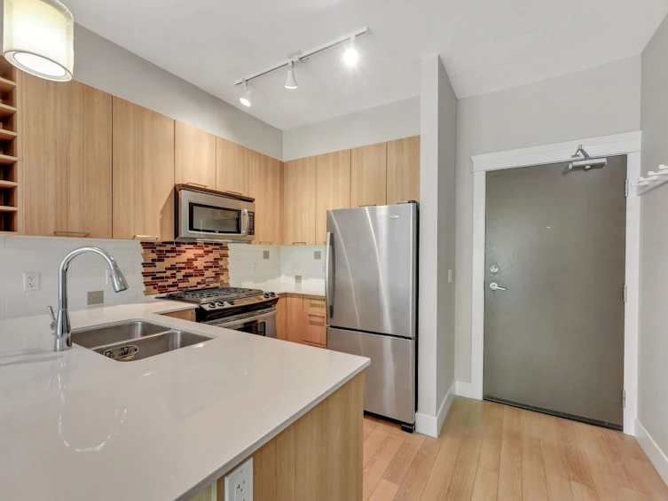 307-1188 Johnson Street, Coquitlam, BC, V3B 0H7 - 12