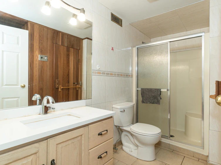 7378 Union Street, Burnaby, BC, V5A 1J2 - 40