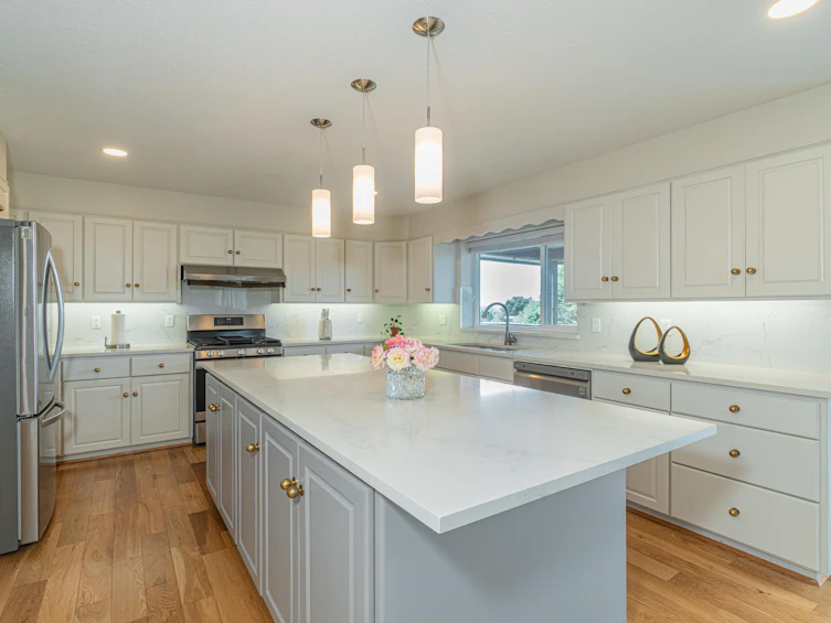 7378 Union Street, Burnaby, BC, V5A 1J2 - 7