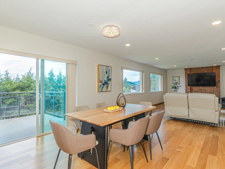 7378 Union Street, Burnaby, BC, V5A 1J2 - 9