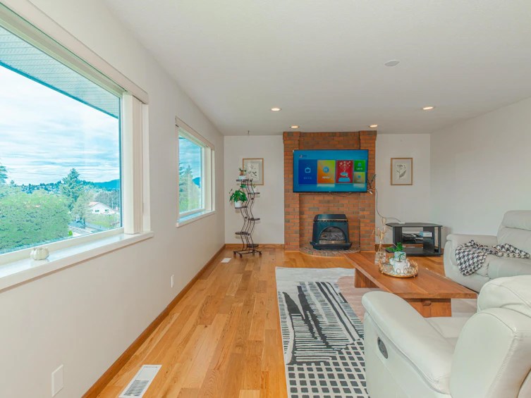 7378 Union Street, Burnaby, BC, V5A 1J2 - 11