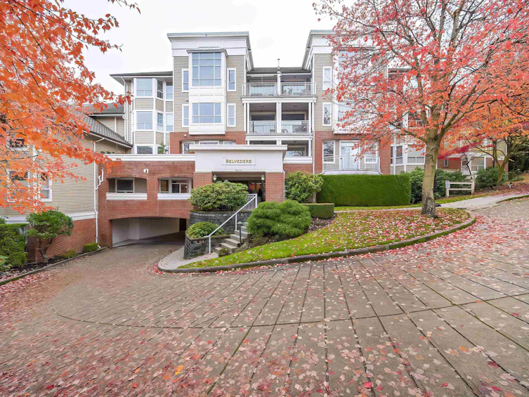 203-5270 Oakmount Crescent, Burnaby, BC, V5H 4S1