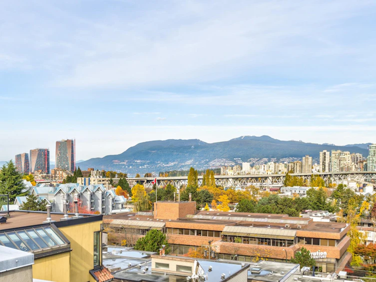 1251 W 7th Avenue, Vancouver, BC, V6H 1B7 - 32