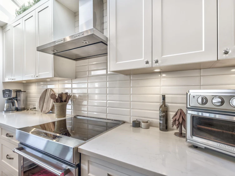 1251 W 7th Avenue, Vancouver, BC, V6H 1B7 - 14
