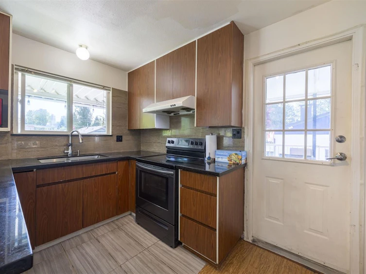 9923 Semiahmoo Road, Surrey, BC, V3T 3M5 - 18