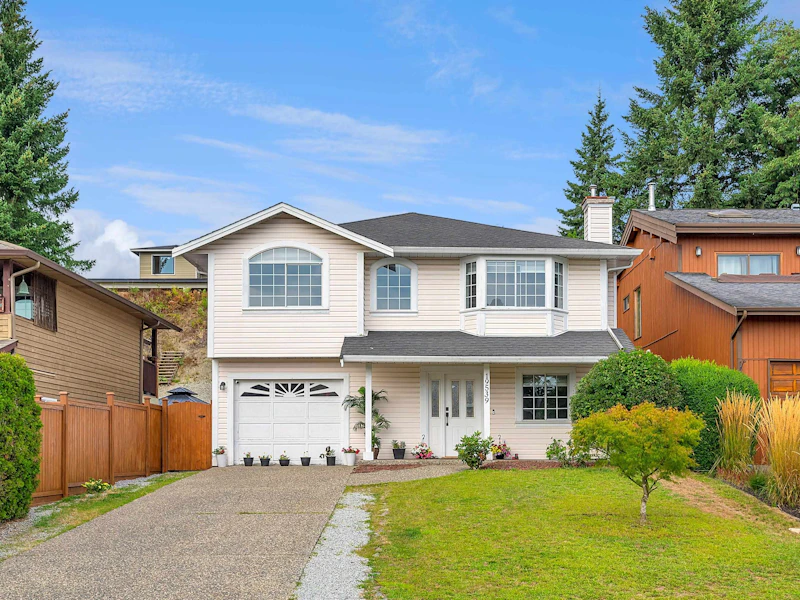 19539 115a Avenue, Pitt Meadows BC V3Y 1R2