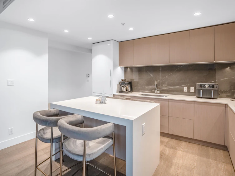 306-1675 Lions Gate Lane, North Vancouver, BC, V7P 3B4 - 5
