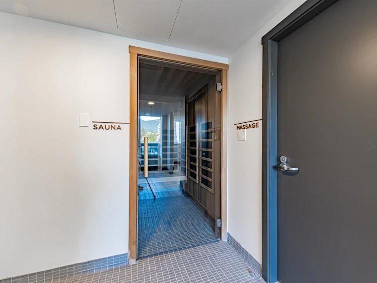 306-1675 Lions Gate Lane, North Vancouver, BC, V7P 3B4 - 30