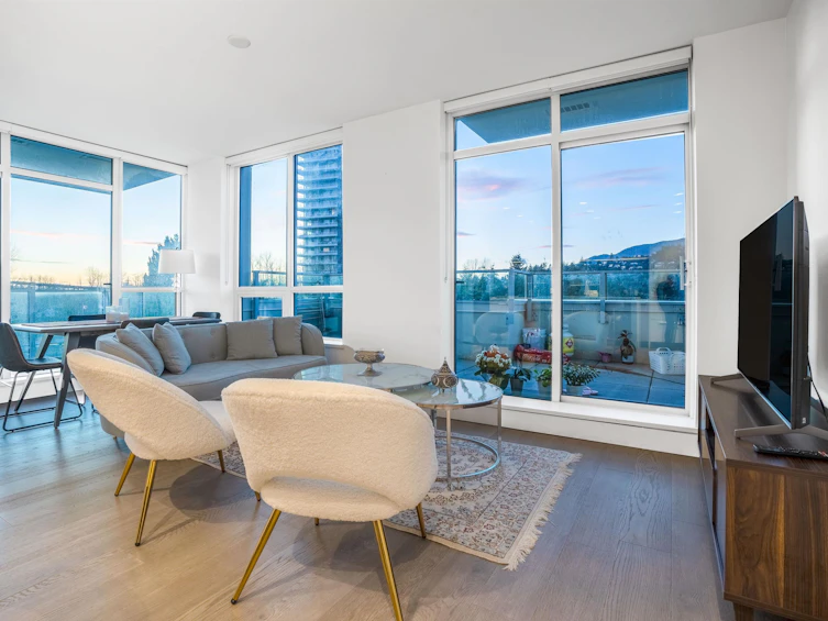 306-1675 Lions Gate Lane, North Vancouver, BC, V7P 3B4 - 2