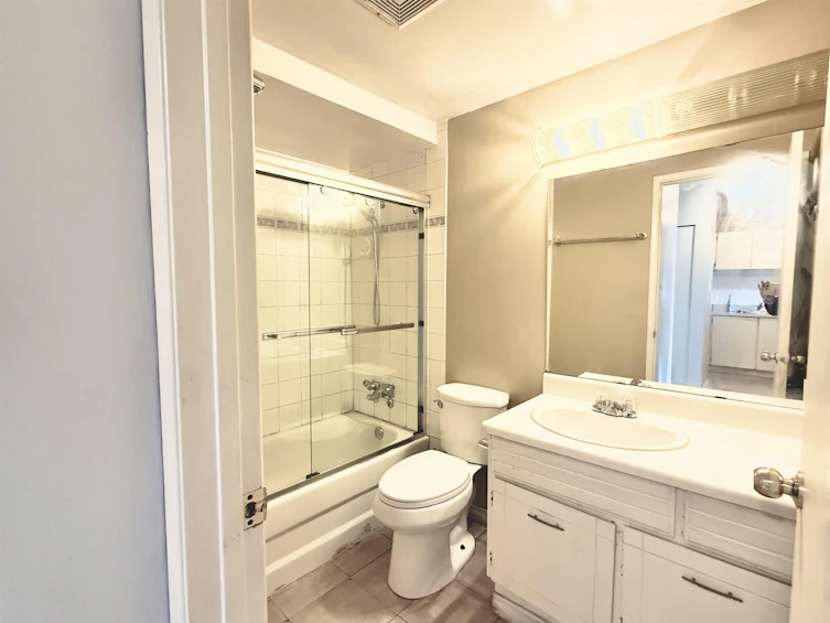 217-8120 Colonial Drive, Richmond, BC, V7C 4V2 - 14