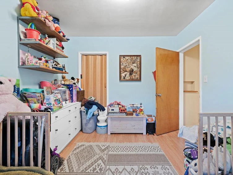 3605 Oxford Street, Vancouver, BC, V5K 1P4 - 18