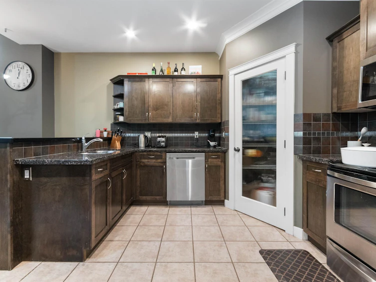 5883 Garrison Boulevard, Chilliwack, BC, V2R 5X8 - 11