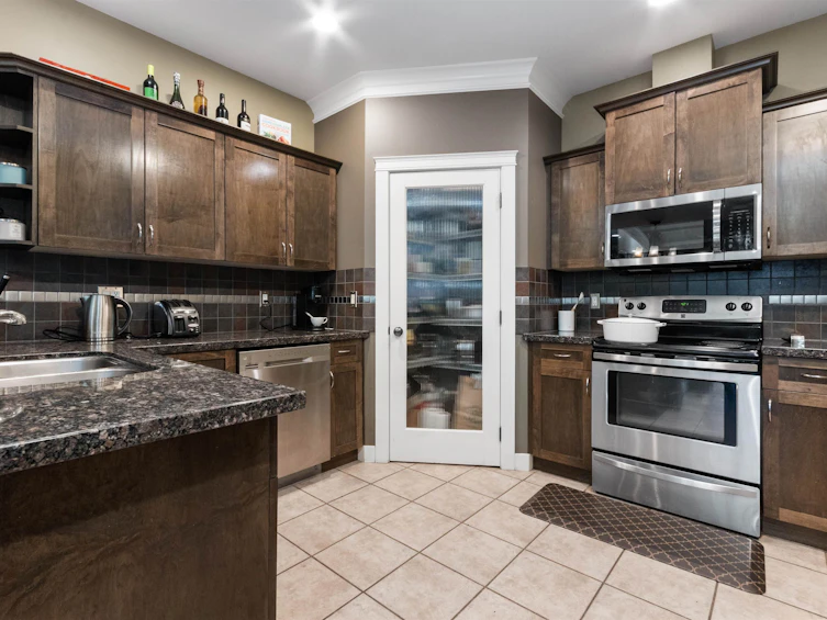 5883 Garrison Boulevard, Chilliwack, BC, V2R 5X8 - 15