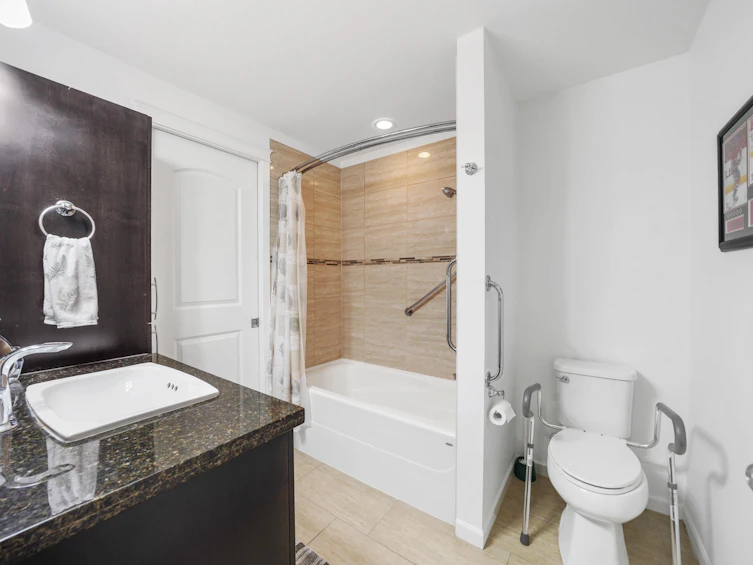 111-12635 190a Street, Pitt Meadows, BC, V3Y 0E8 - 17