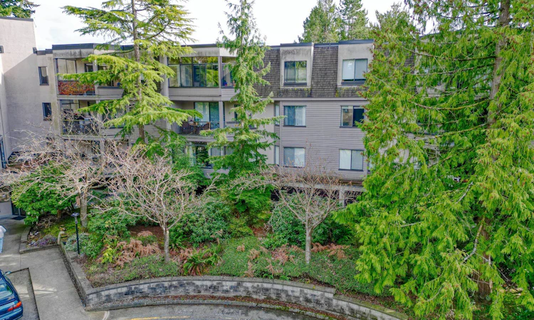 203-1740 Southmere Crescent