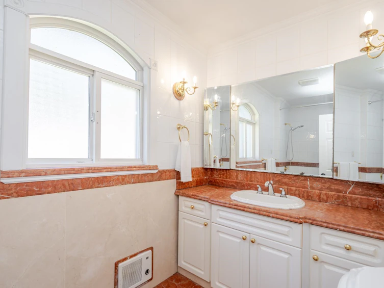 5365 1st Avenue, Delta, BC, V4M 1B8 - 22