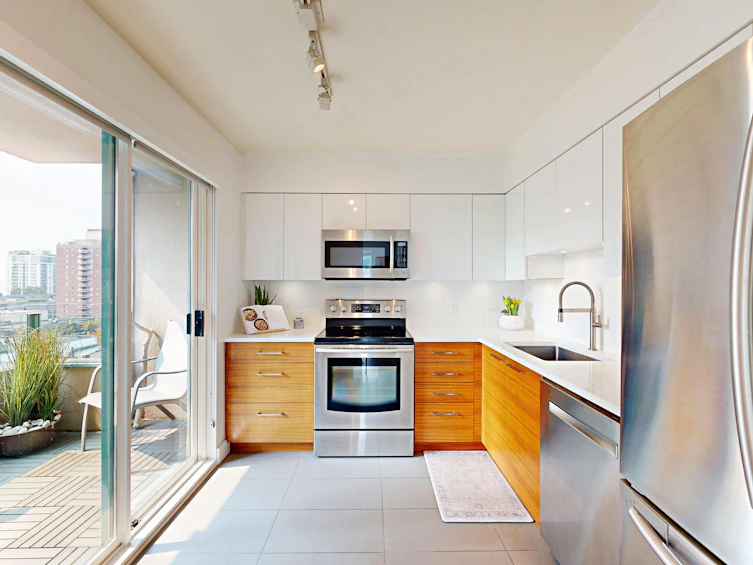603-1555 Eastern Avenue, North Vancouver, BC, V7L 3G2 - 9