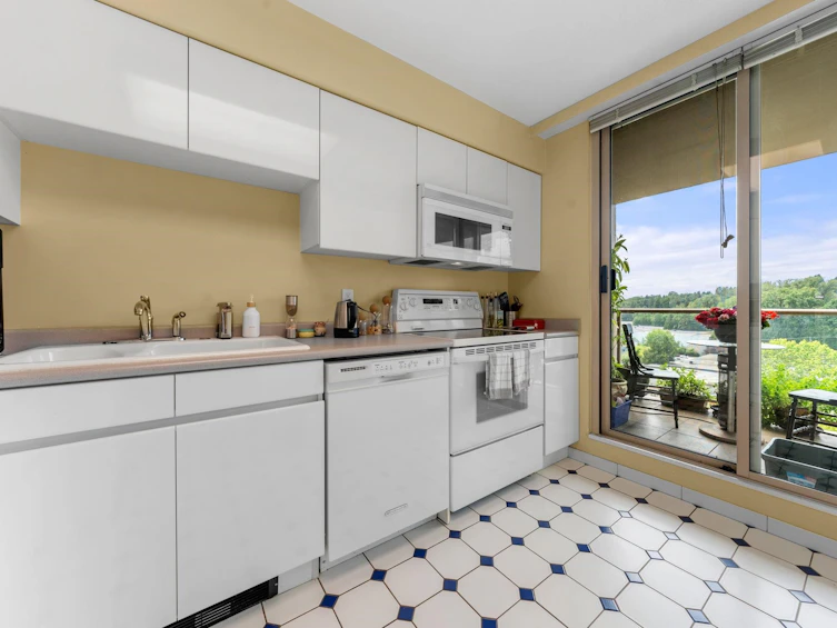 1106-1327 E Keith Road, North Vancouver, BC, V7J 3T5 - 14