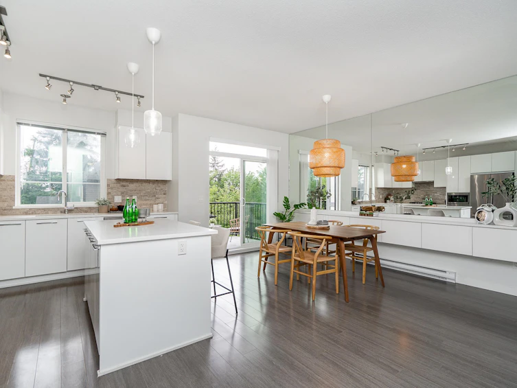 140-3500 Burke Village Promenade, Coquitlam, BC, V3E 0N2 - 3