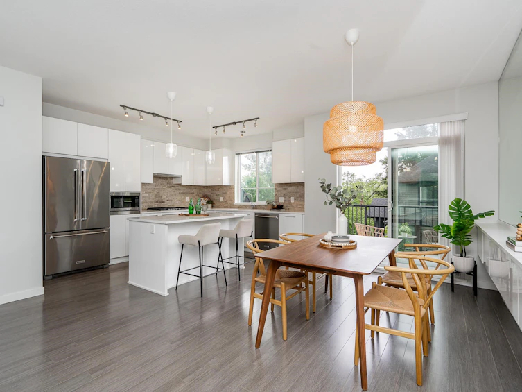 140-3500 Burke Village Promenade, Coquitlam, BC, V3E 0N2 - 2