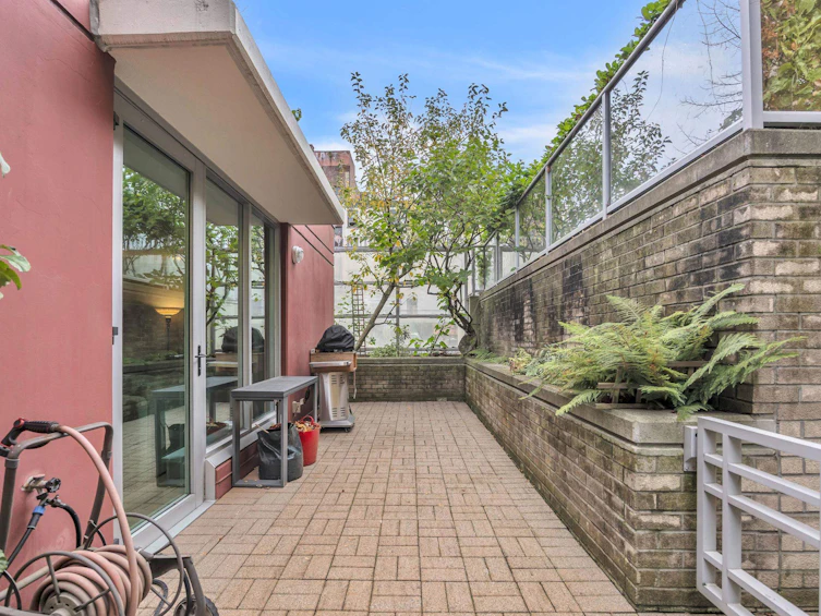 168 Prior Street, Vancouver, BC, V6A 0A6 - 17