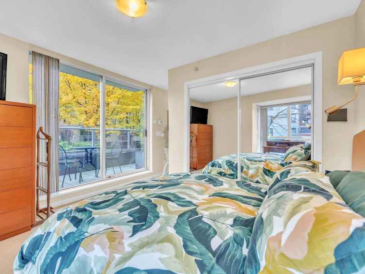 168 Prior Street, Vancouver, BC, V6A 0A6 - 21