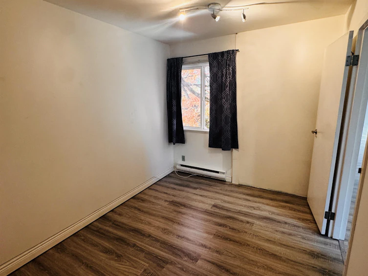 6211 W Greenside Drive, Surrey, BC, V3S 5M8 - 7