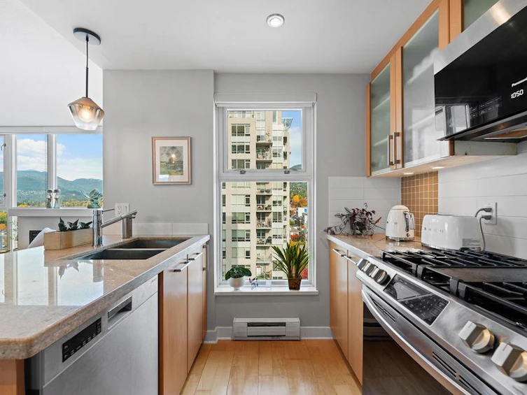 1004-121 W 16th Street, North Vancouver, BC, V7M 3P4 - 8