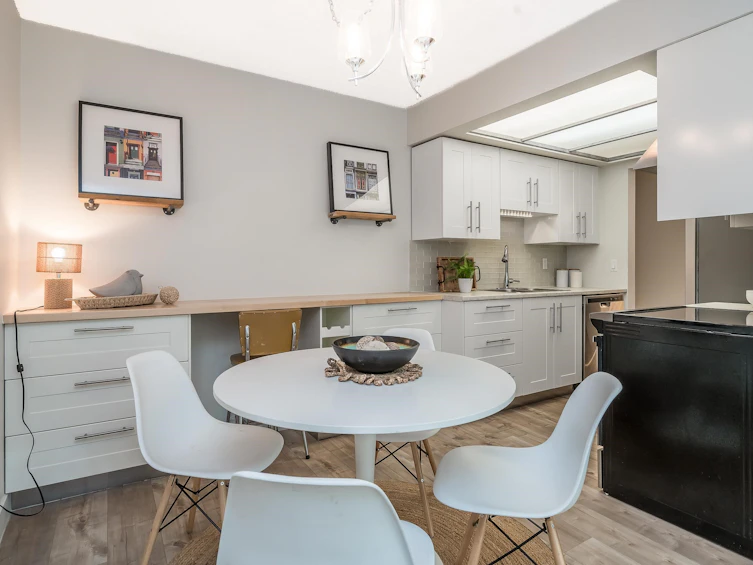 303-1360 Martin Street, Surrey, BC, V4B 3W5 - 5