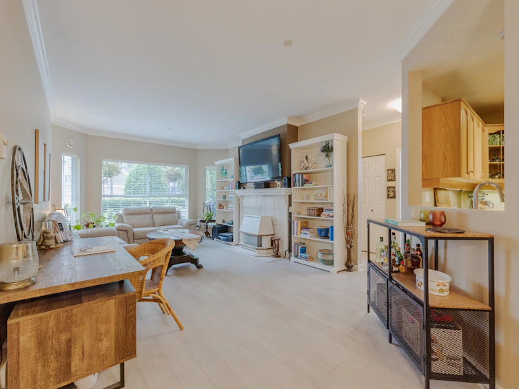 111-12464 191b Street, Pitt Meadows, BC, V3Y 2P6 - 6