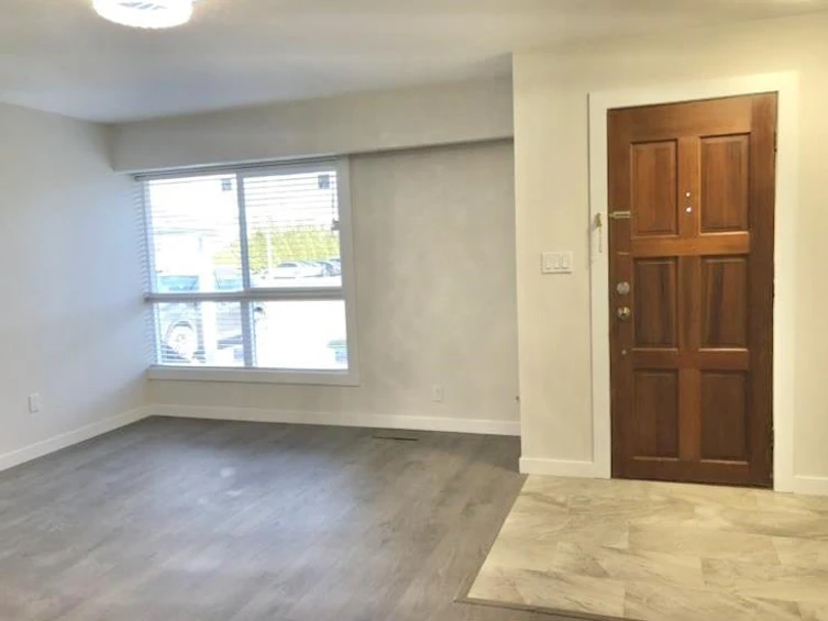 10307 146 Street, Surrey, BC, V3R 3T3 - 3