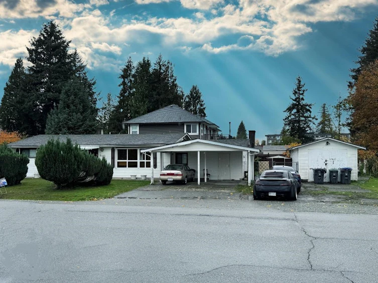 10307 146 Street, Surrey, BC, V3R 3T3