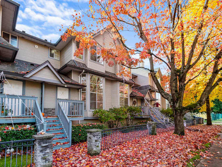 6-19034 Mcmyn Road, Pitt Meadows, BC, V3Y 2N8 - 2