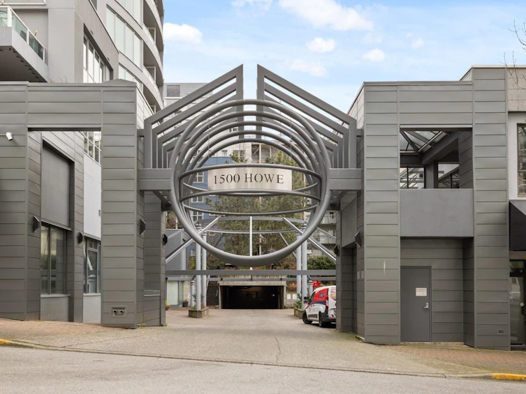 1501-1500 Howe Street, Vancouver, BC, V6Z 2M8 - 2