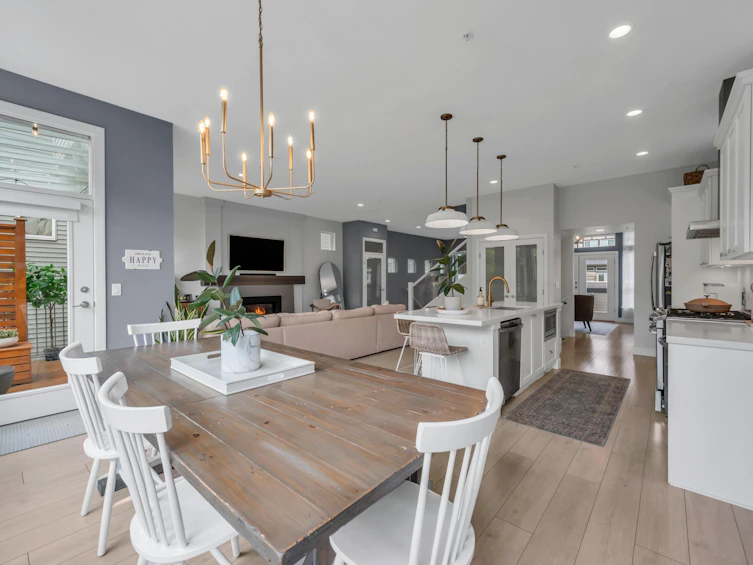 10293 Wynnyk Way, Maple Ridge, BC, V2W 1G3 - 10