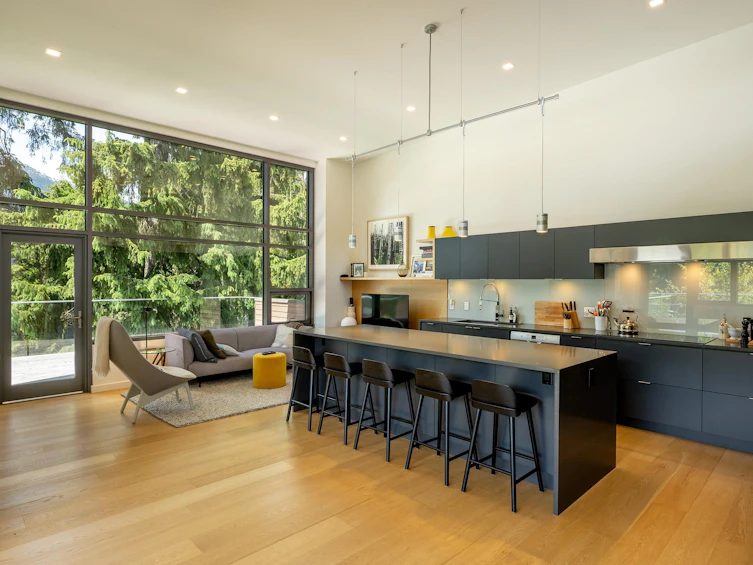 7325 Toni Sailer Lane, Whistler, BC, V8E 0E3 - 8