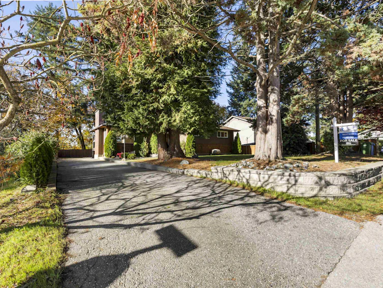 2827 Cambridge Street, Abbotsford, BC, V2S 4C8 - 3