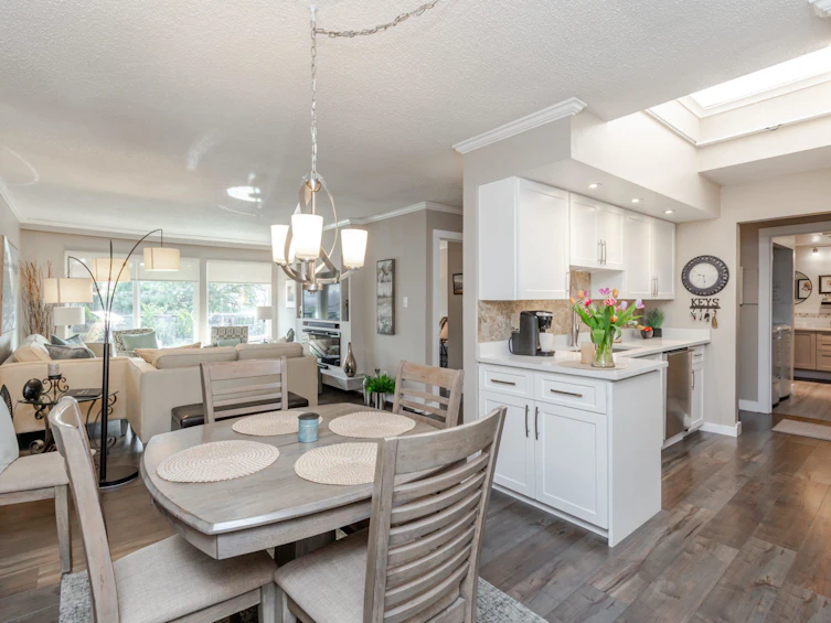 305-1351 Martin Street, Surrey, BC, V4B 3W6 - 10