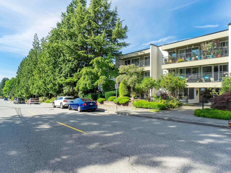 305-1351 Martin Street, Surrey, BC, V4B 3W6 - 3