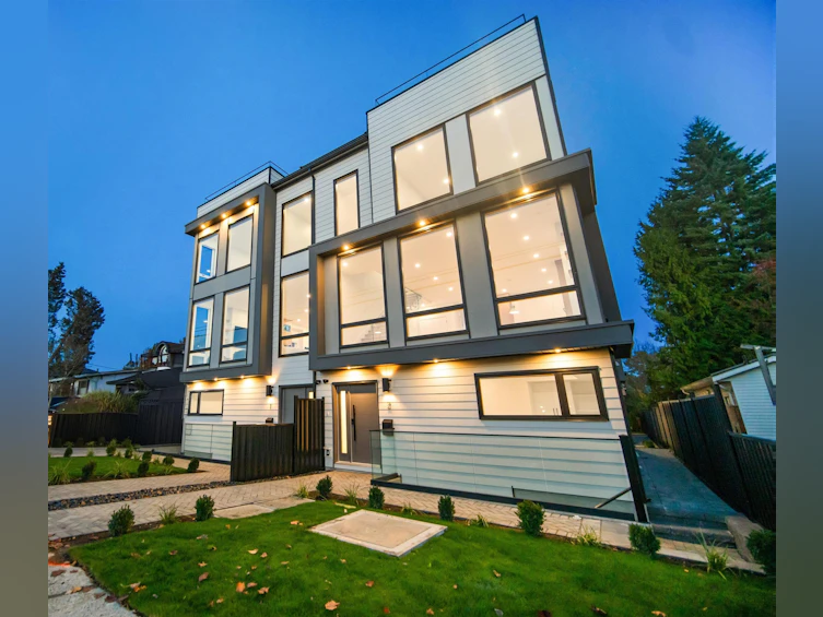 2-1536 Duthie Avenue, Burnaby, BC, V5A 2R6 - 2