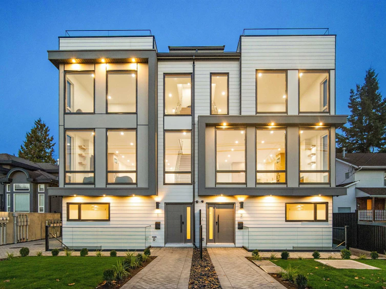 2-1536 Duthie Avenue, Burnaby, BC, V5A 2R6
