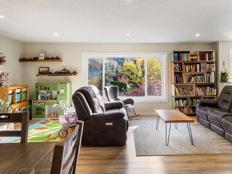 42575 Devon Avenue, Chilliwack, BC, V2R 5C7 - 5
